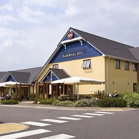 Premier Inn Swindon Central エクステリア 写真