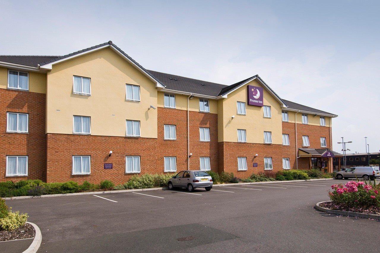 Premier Inn Swindon Central エクステリア 写真